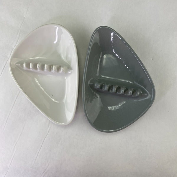 Vintage Anholt Denver Colorado Ceramic Boomerang Ashtray Lot of 2 White Gray