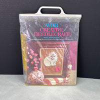 Vintage Avon Creative Needle Craft Crewel Embroidery Kit Playful Kitten NEW